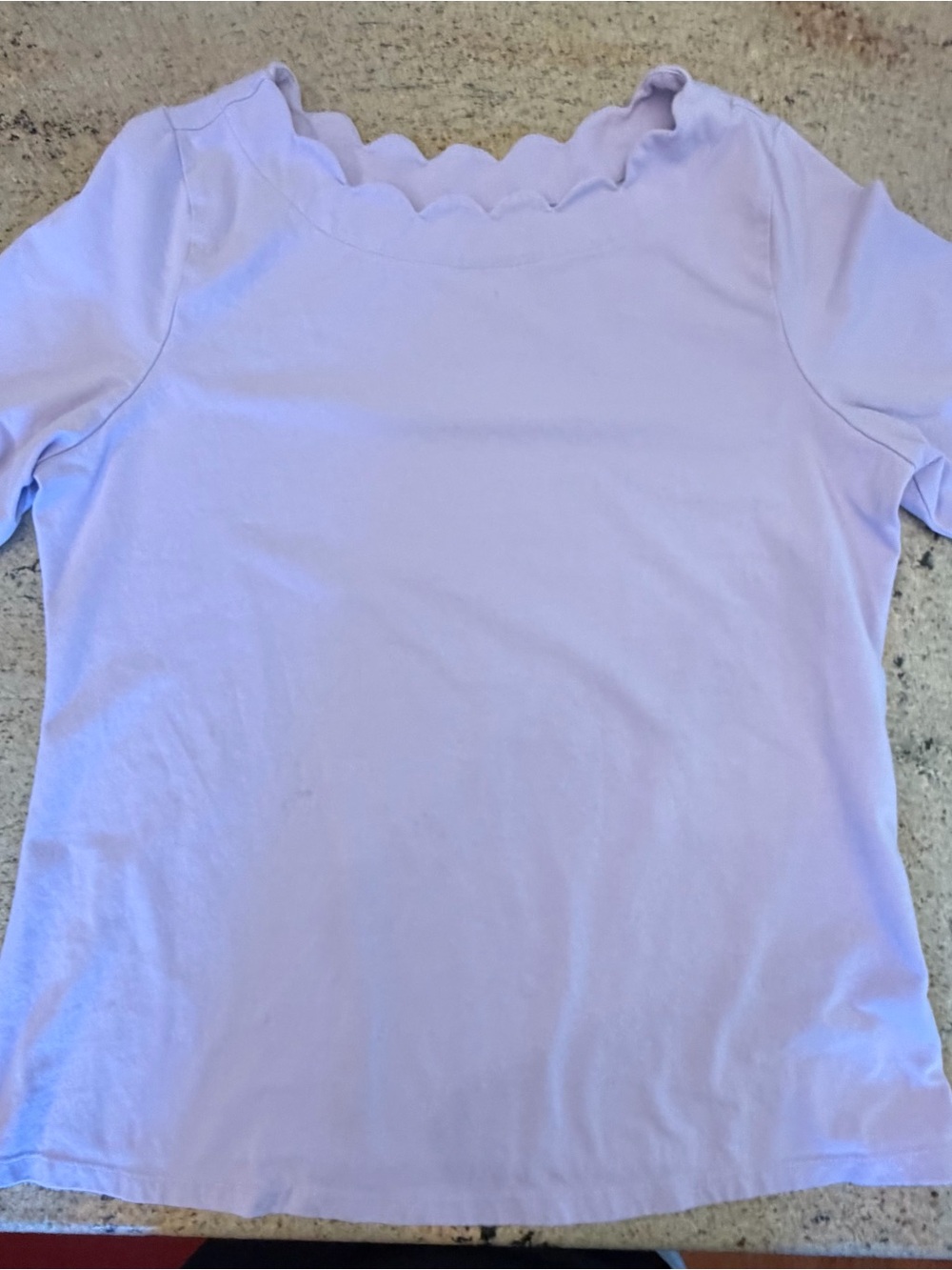 Lilac Denim & Co women’s size L Scalloped Neck Short Sleeve Tee